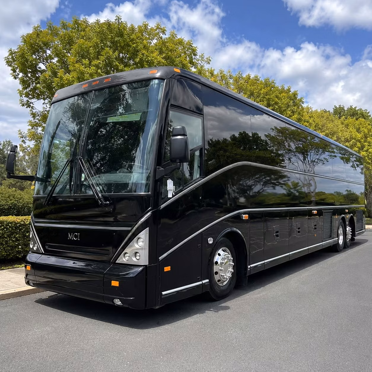 corporate shuttle bus service for moreno valley industrial and healthcare campuses